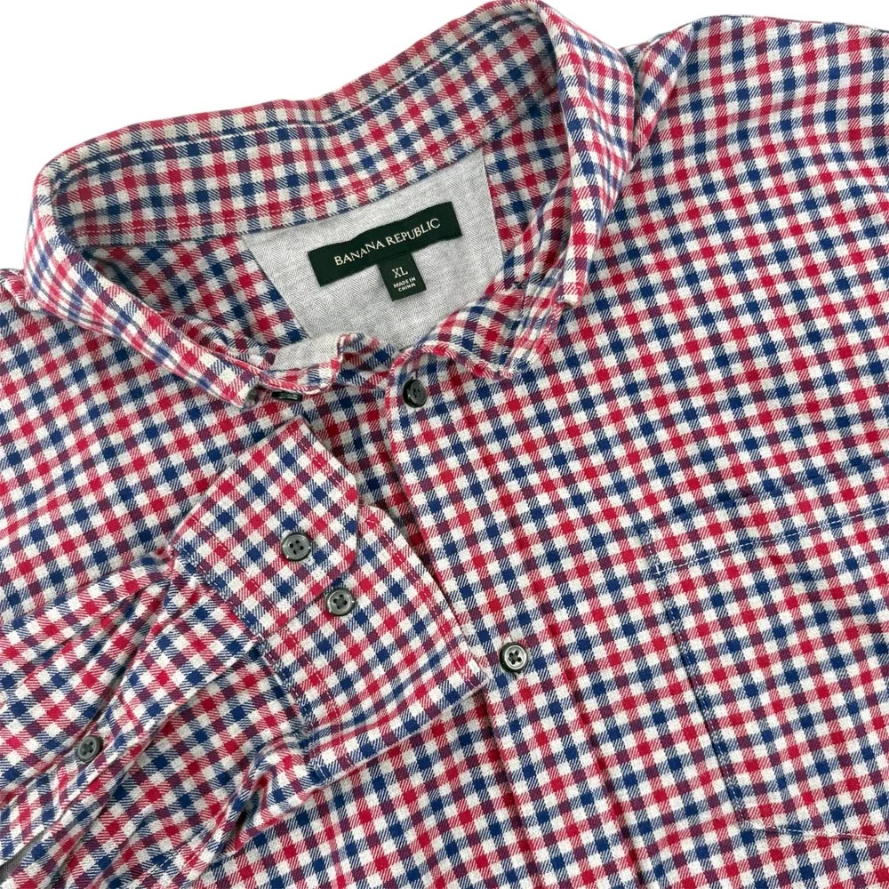 Banana Republic Mens XL Crimson Red Gingham Twill Button Down Shirt 235740-01